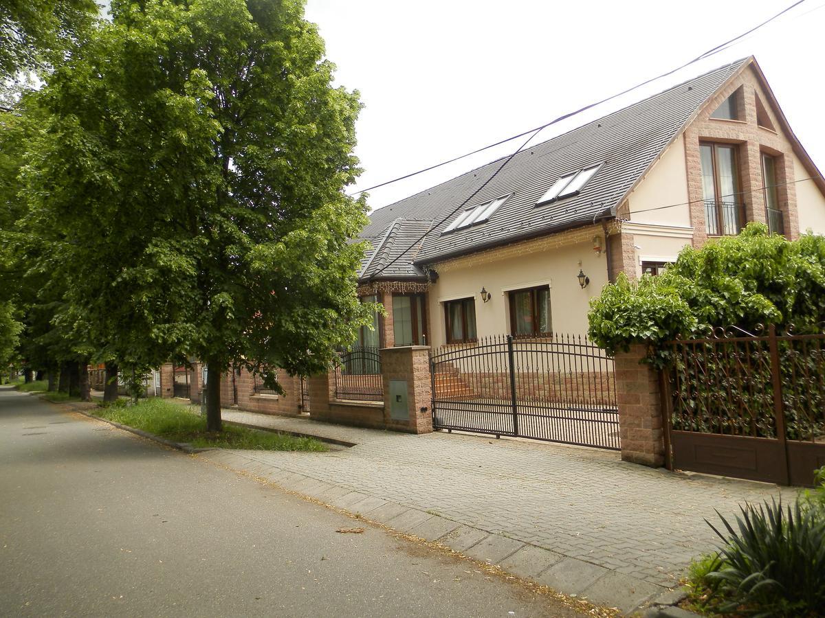 Nagyret Panzio Eger住宿加早餐旅馆 外观 照片